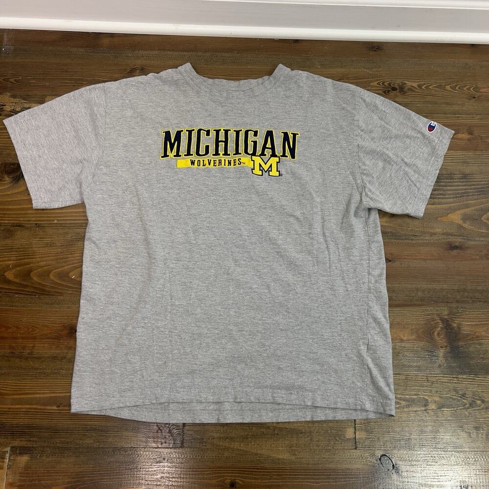 Michigan Wolverines Vintage Champion Embroidered T-shirt Size XL